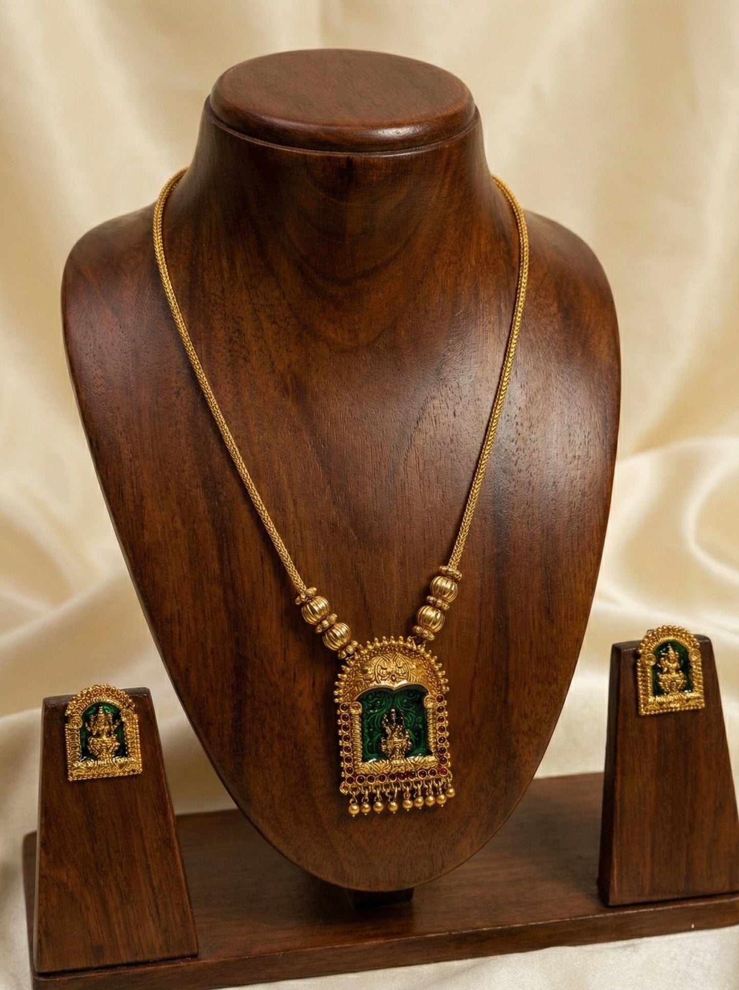Palakka Lakshmi Temple Pendant Necklace(#054)