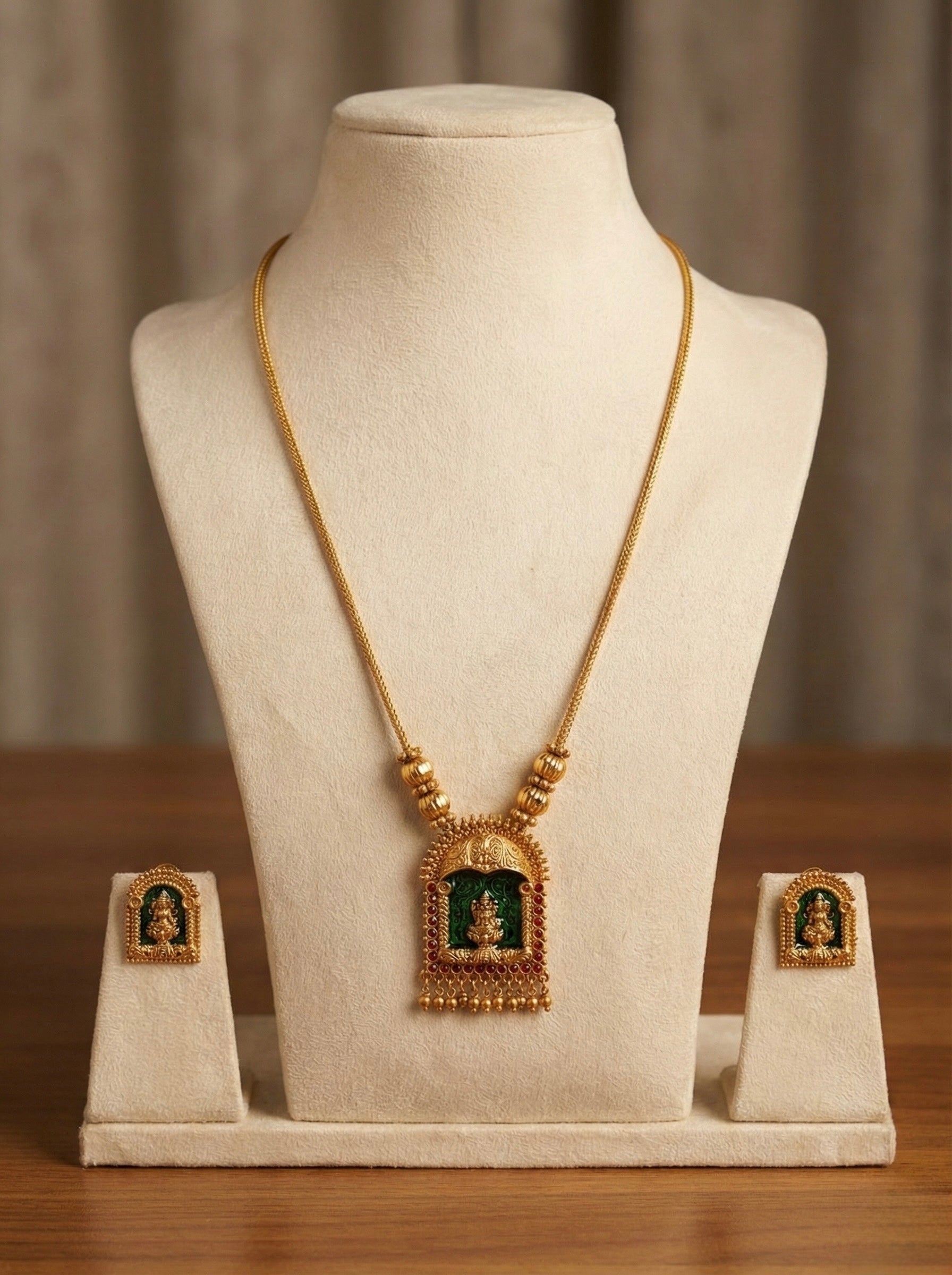 Palakka Lakshmi Temple Pendant Necklace(#054)