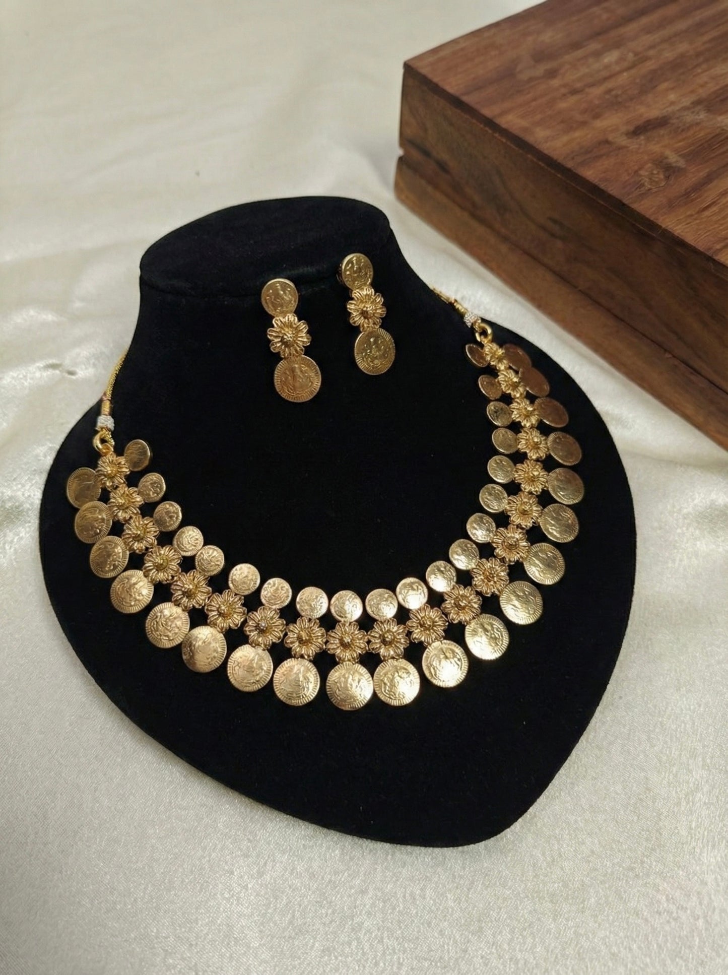 Kasumala with Floral Charm (#055)